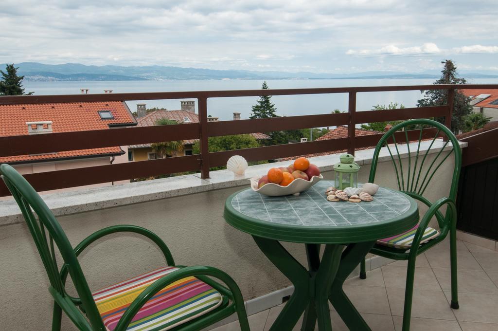 Apartment Meri Ičići Esterno foto